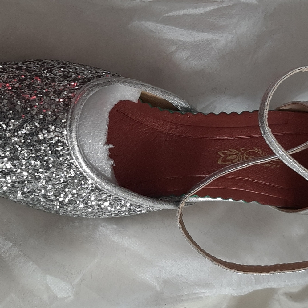 Dance shoes